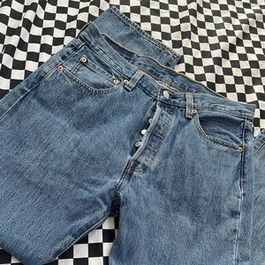 Levi 501 Straight Jeans